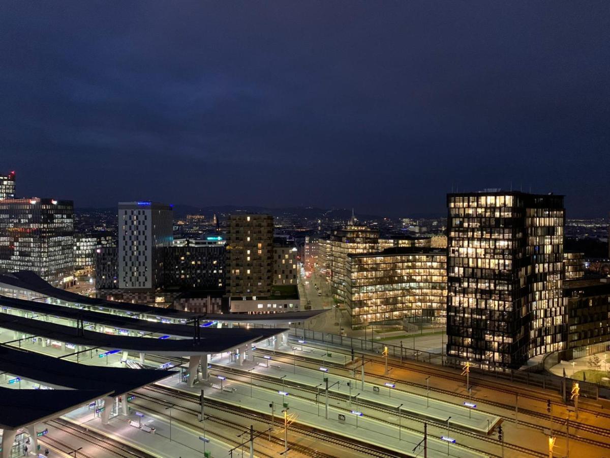Central Station Loft - Amazing View In City Center - Jupihome ウィーン エクステリア 写真